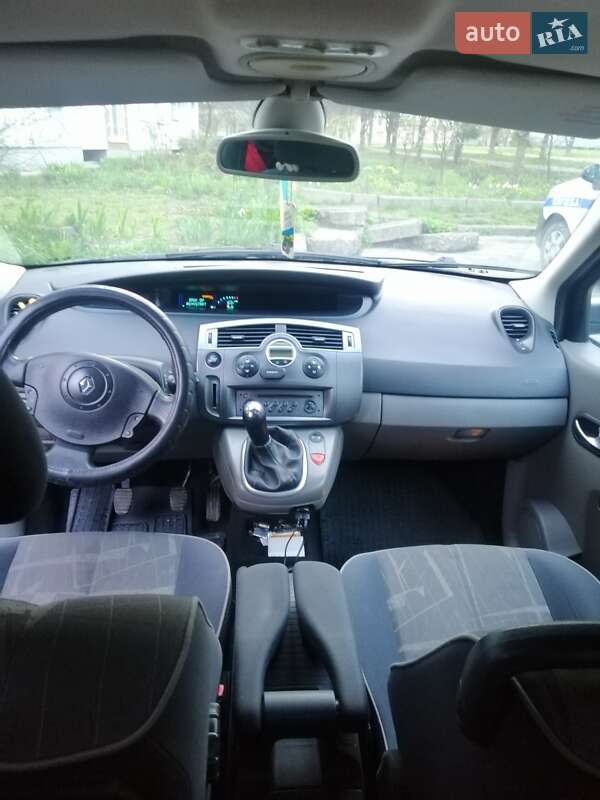 Мінівен Renault Megane Scenic 2004 в Луцьку