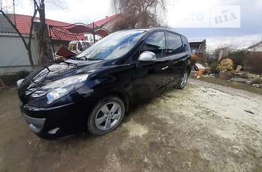 Мінівен Renault Megane Scenic 2011 в Стрию