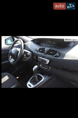 Мінівен Renault Megane Scenic 2013 в 