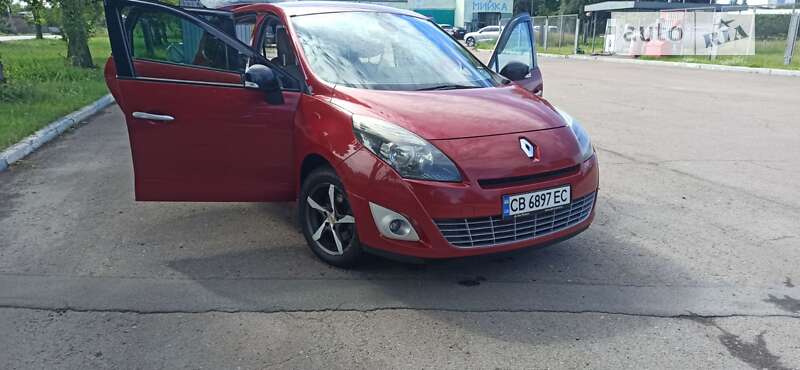 Мінівен Renault Megane Scenic 2012 в Чернігові