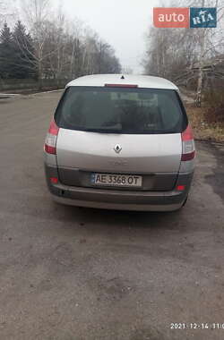 Минивэн Renault Megane Scenic 2005 в 