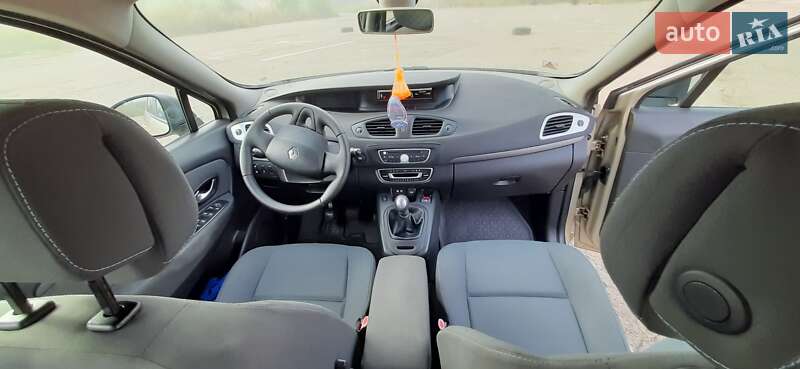 Мінівен Renault Megane Scenic 2009 в Тисмениці