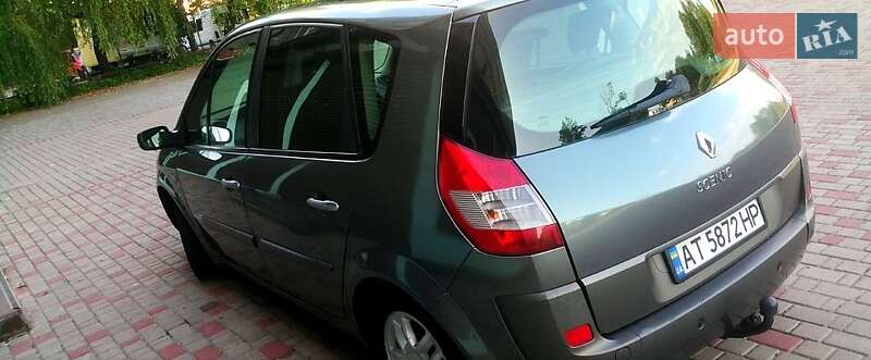 Мінівен Renault Megane Scenic 2005 в Долині