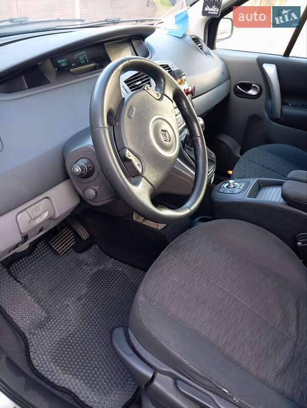 Минивэн Renault Megane Scenic 2007 в Ивано-Франковске