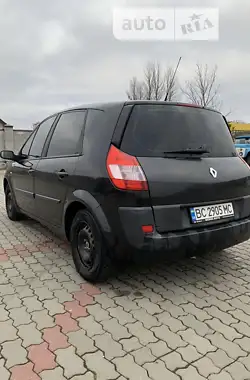 Renault Megane Scenic 2004