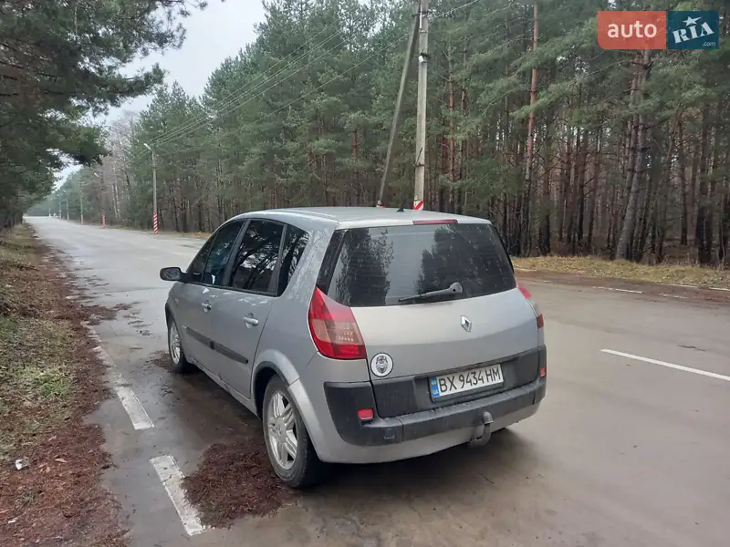 Renault Megane Scenic 2004