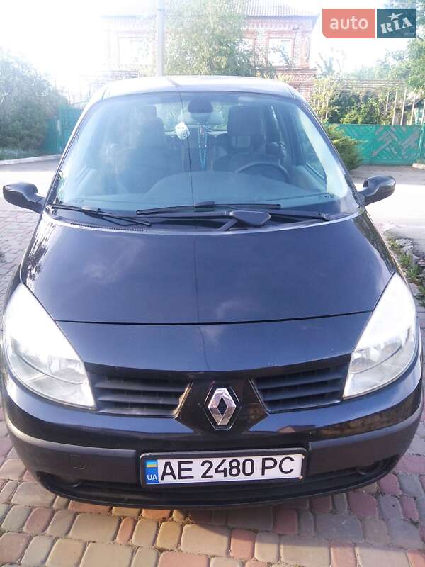 Renault Megane Scenic 2004