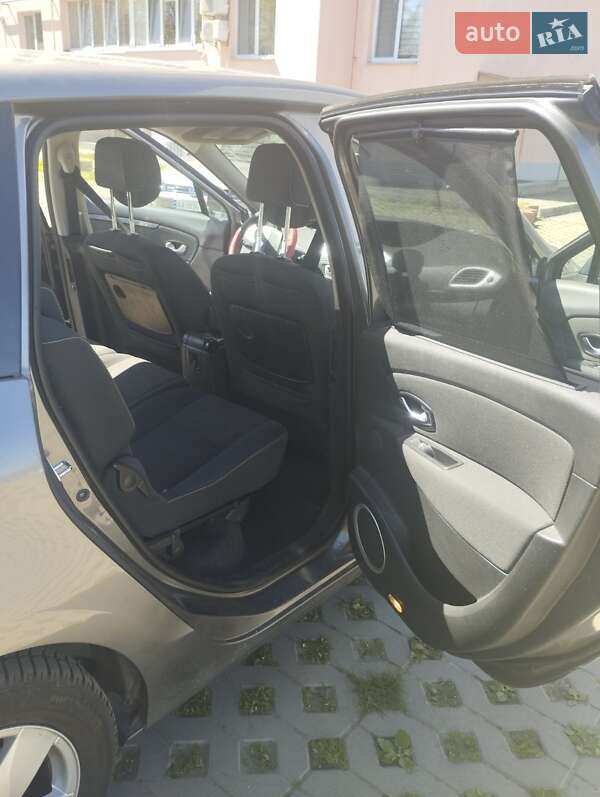 Мінівен Renault Megane Scenic 2010 в Борисполі