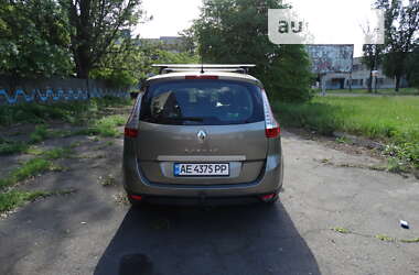 Мінівен Renault Megane Scenic 2011 в Кам'янському