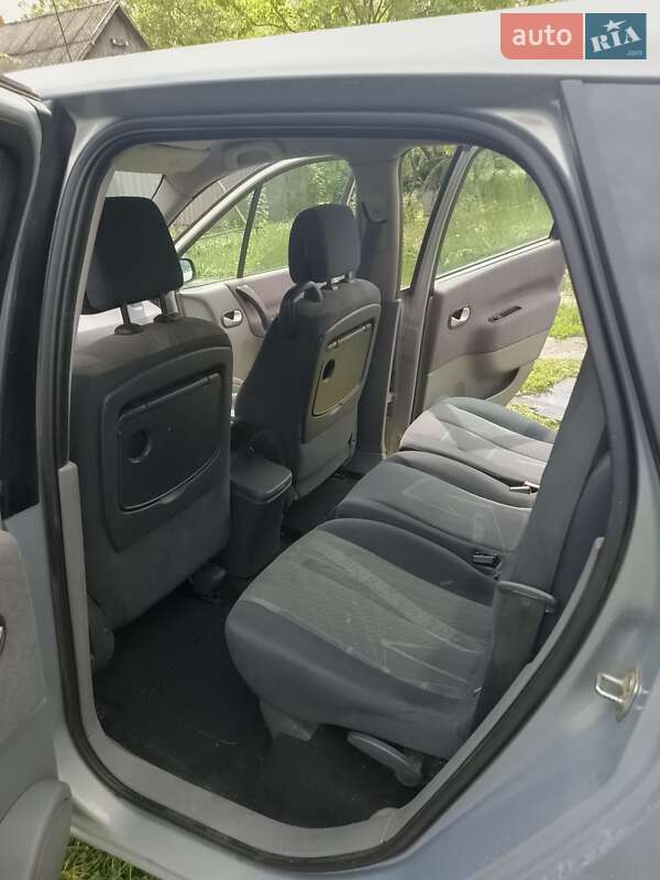 Минивэн Renault Megane Scenic 2004 в Харькове