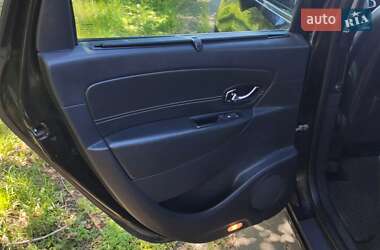 Мінівен Renault Megane Scenic 2012 в 