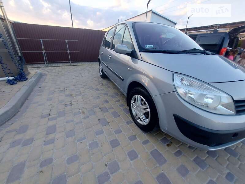 Мінівен Renault Megane Scenic 2003 в Тернополі