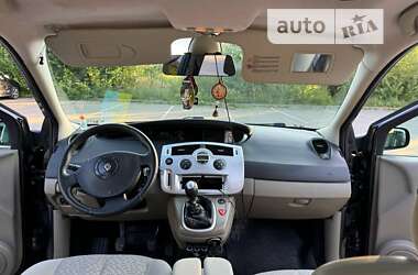 Минивэн Renault Megane Scenic 2009 в 