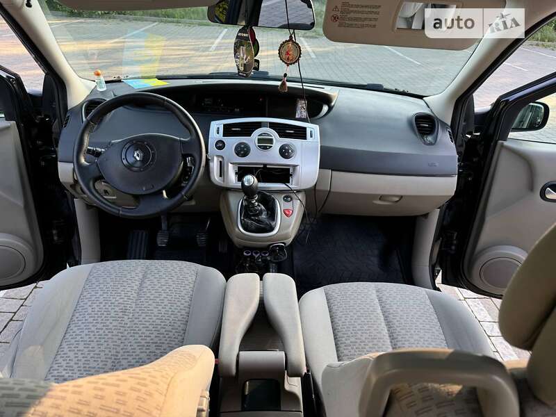 Мінівен Renault Megane Scenic 2009 в Львові