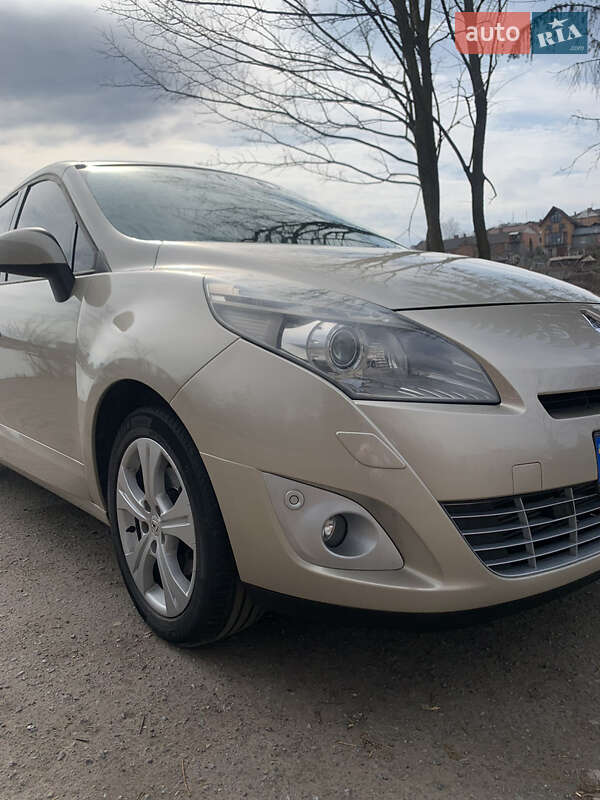 Минивэн Renault Megane Scenic 2009 в Виннице