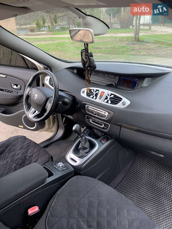 Минивэн Renault Megane Scenic 2009 в Виннице