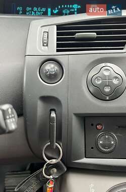 Минивэн Renault Megane Scenic 2006 в 