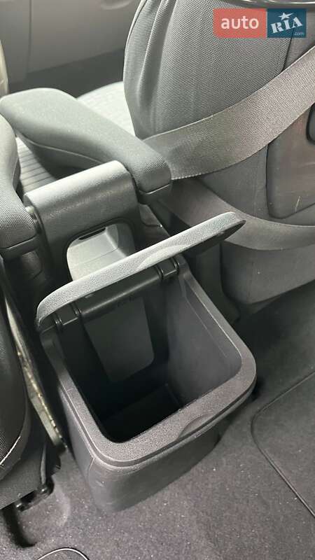 Мінівен Renault Megane Scenic 2006 в Хмельницькому