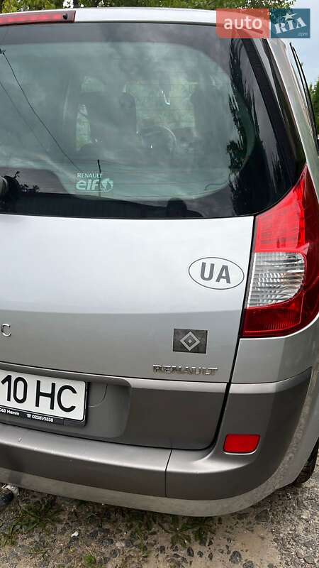 Мінівен Renault Megane Scenic 2006 в Хмельницькому
