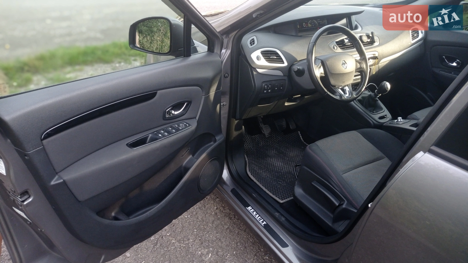 2016 Renault Scenic - мініатюра 19