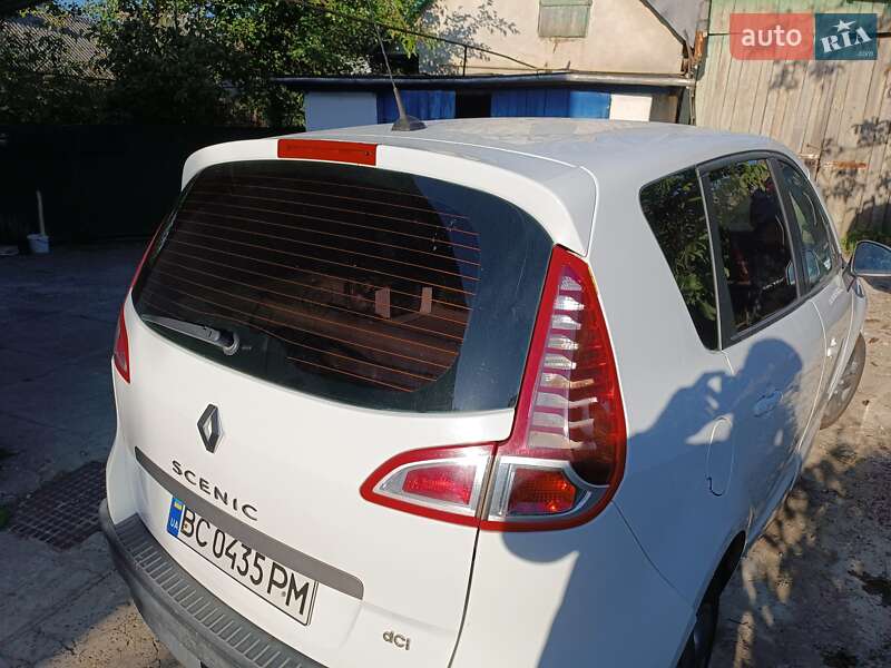 Минивэн Renault Megane Scenic 2011 в Новояворовске