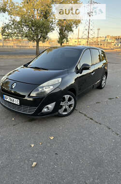 Минивэн Renault Megane Scenic 2010 в Запорожье