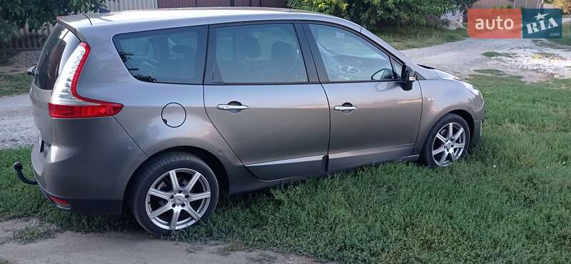 Минивэн Renault Megane Scenic 2011 в Харькове