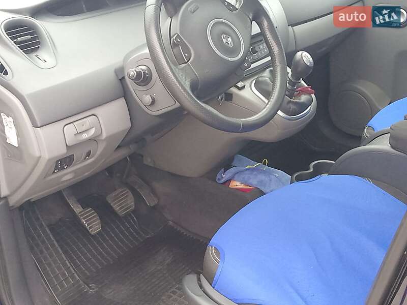 Минивэн Renault Megane Scenic 2008 в Коростене
