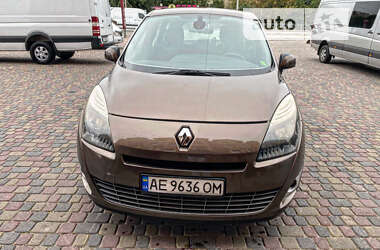 Мінівен Renault Megane Scenic 2010 в Тернополі