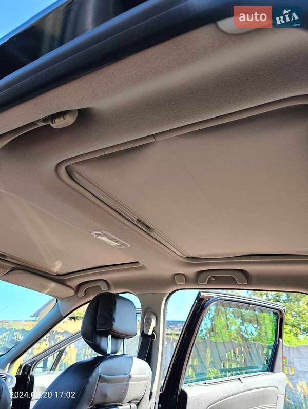 Минивэн Renault Megane Scenic 2011 в Киеве