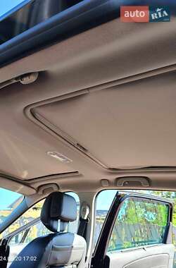 Минивэн Renault Megane Scenic 2011 в 