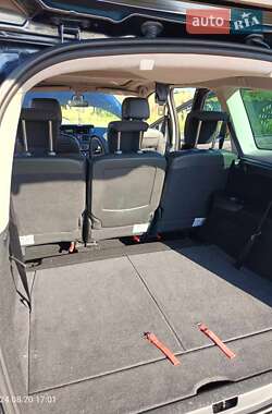 Минивэн Renault Megane Scenic 2011 в 