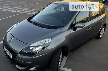 Мінівен Renault Megane Scenic 2010 в Рівному