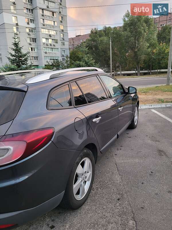 Универсал Renault Megane Scenic 2010 в Днепре