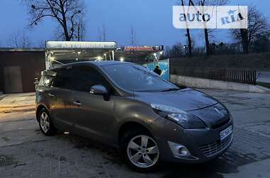 Минивэн Renault Megane Scenic 2009 в Новом Роздоле