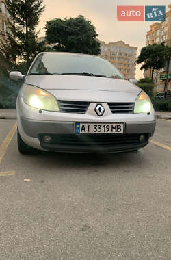 Минивэн Renault Megane Scenic 2005 в 