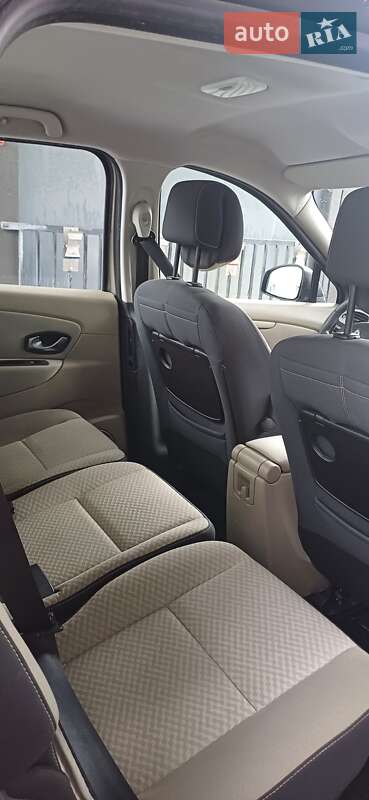 Минивэн Renault Megane Scenic 2011 в Львове