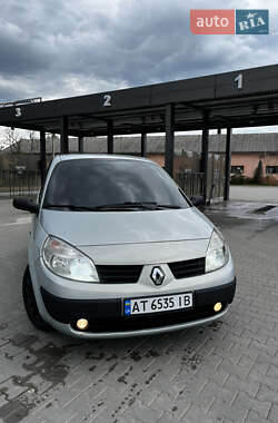 Минивэн Renault Megane Scenic 2004 в Коломые