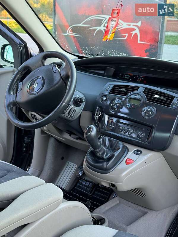 Минивэн Renault Megane Scenic 2006 в Черновцах