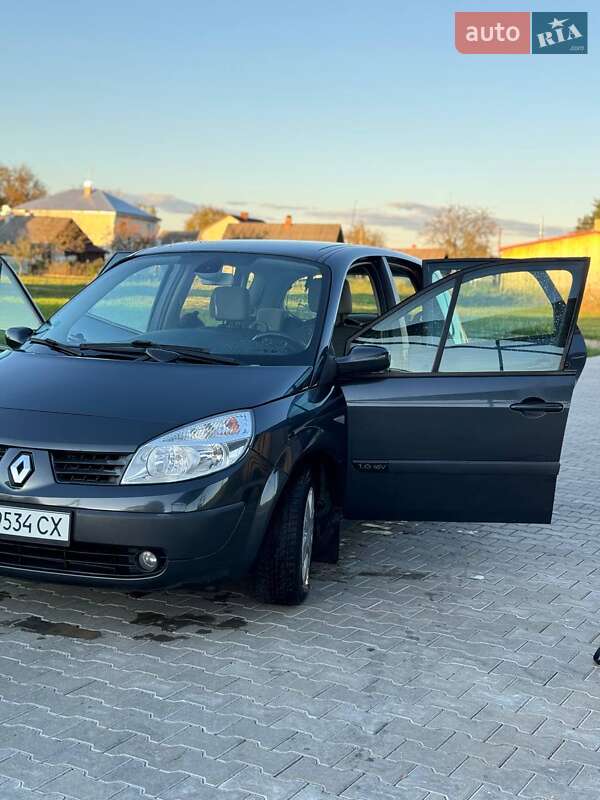 Минивэн Renault Megane Scenic 2006 в Черновцах