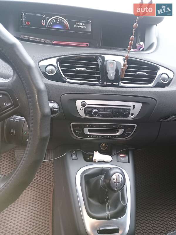 Мінівен Renault Megane Scenic 2013 в Лохвиці