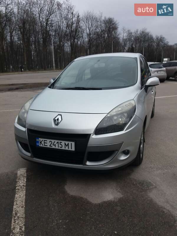 Минивэн Renault Megane Scenic 2011 в Днепре фото 2 Минивэн Renault Megane Scenic 2011 в Днепре