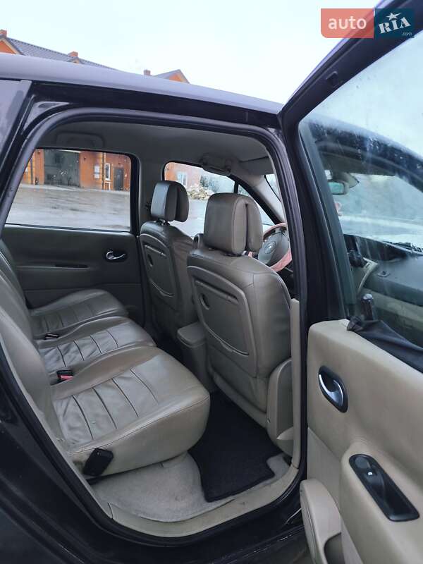 Минивэн Renault Megane Scenic 2003 в Казатине