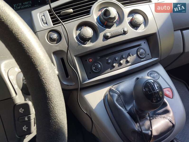 Мінівен Renault Megane Scenic 2007 в Чернігові фото 6 Мінівен Renault Megane Scenic 2007 в Чернігові
