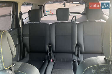 Минивэн Renault Megane Scenic 2009 в 