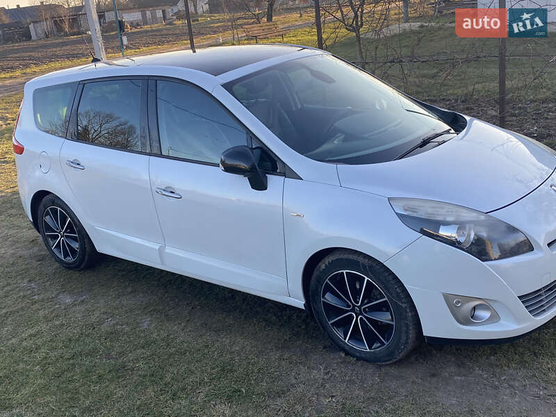 Мінівен Renault Megane Scenic 2011 в Ратному