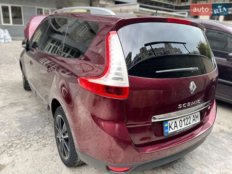 Минивэн Renault Megane Scenic 2013 в Киеве
