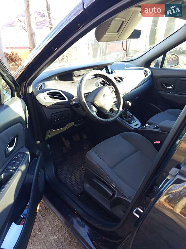 Минивэн Renault Megane Scenic 2010 в Львове