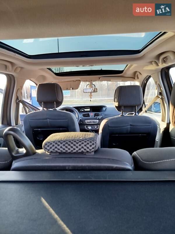 Мінівен Renault Megane Scenic 2011 в Дубні