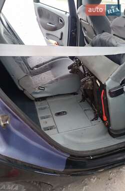 Минивэн Renault Megane Scenic 1998 в 